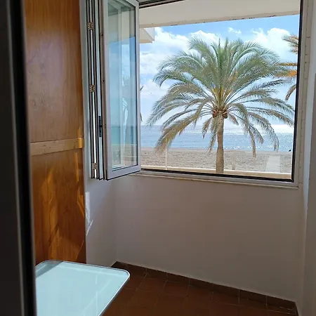 Piso Primera Linea Playa Apartment